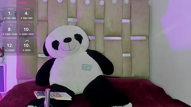 JulianaCarter online show from December 2025 07:42:01 PM