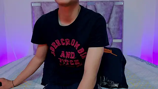 lana and liam  online show from September 2025 10:26:01 AM