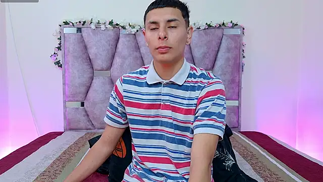 lana and liam  online show from October 2025 10:27:02 AM