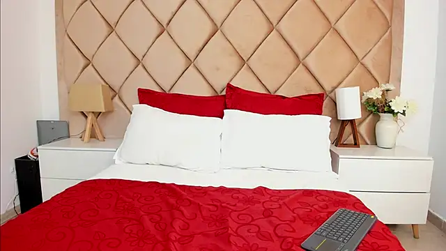 Snapshot of AngelinaDuvall chatting on October 2025 12:08:02 PM AngelinaDuvall online show from October 2025 12:08:02 PM