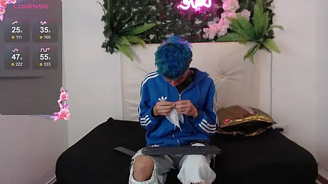 iam lukas   online show from October 2025 03:15:02 AM