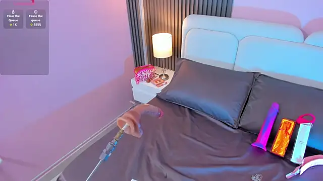 Clawdeen  wolf online show from November 2025 07:57:01 PM