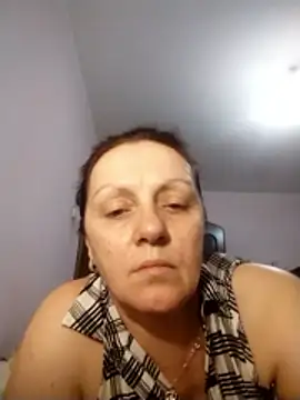 KimmyAghora online show from December 2025 05:07:02 PM