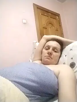 KimmyAghora online show from December 2025 06:34:02 PM