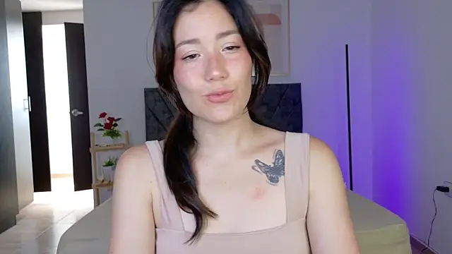 Eliih 01 online show from October 2025 02:45:02 PM