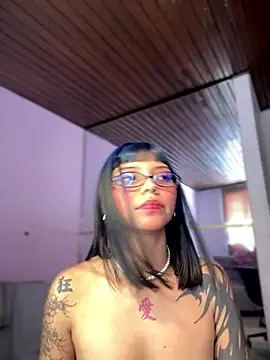 Snapshot of ZoeRaven_Pink chatting on October 2025 05:48:02 PM ZoeRaven Pink online show from October 2025 05:48:02 PM