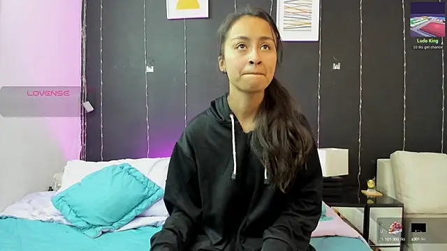 Snapshot of bravepetunia chatting on September 2025 11:43:01 AM bravepetunia online show from September 2025 11:43:01 AM