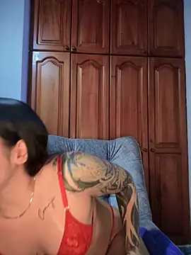 Snapshot of KaditaNavarro chatting on September 2025 10:26:02 PM KaditaNavarro online show from September 2025 10:26:02 PM