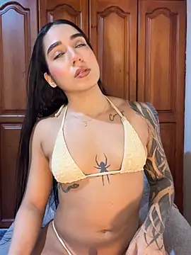 KaditaNavarro online show from April 2026 10:04:02 PM