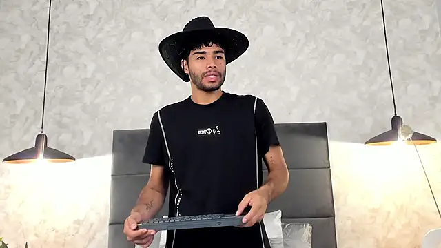 RaphaelDufort online show from November 2025 11:27:01 PM