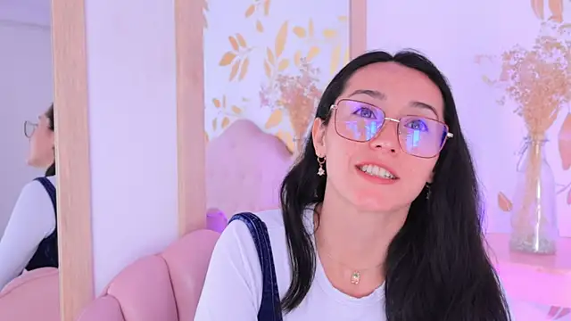 Snapshot of Ginevra_esposito chatting on October 2025 12:58:01 PM Ginevra esposito online show from October 2025 12:58:01 PM