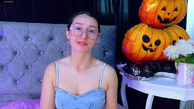 Snapshot of Ginevra_esposito chatting on October 2025 12:52:02 PM Ginevra esposito online show from October 2025 12:52:02 PM