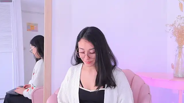 Snapshot of Ginevra_esposito chatting on November 2025 12:39:02 PM Ginevra esposito online show from November 2025 12:39:02 PM