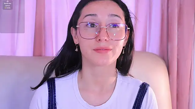 Snapshot of Ginevra_esposito chatting on November 2025 01:10:02 PM Ginevra esposito online show from November 2025 01:10:02 PM