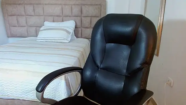 lilithfox05 online show from October 2025 10:18:02 PM