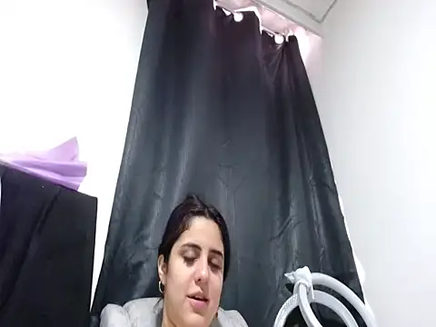 Snapshot of Electraweb_09 chatting on September 2025 08:30:01 PM Electraweb 09 online show from September 2025 08:30:01 PM