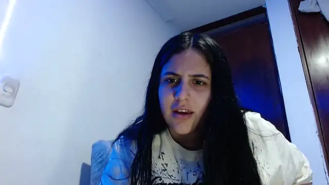 Snapshot of Electraweb_09 chatting on October 2025 08:22:01 PM Electraweb 09 online show from October 2025 08:22:01 PM