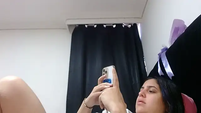 Snapshot of Electraweb_09 chatting on November 2025 12:16:01 PM Electraweb 09 online show from November 2025 12:16:01 PM