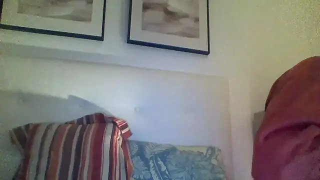 Emily de Carla online show from October 2025 10:55:01 PM