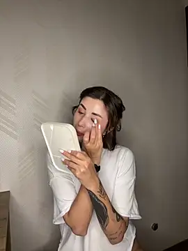 vexlana online show from October 2025 03:13:01 PM