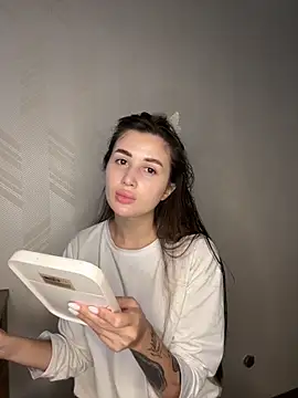 vexlana online show from October 2025 12:30:02 PM