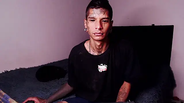 black firex online show from October 2025 09:36:01 PM