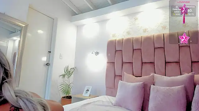 aishathornee online show from September 2025 09:51:01 PM