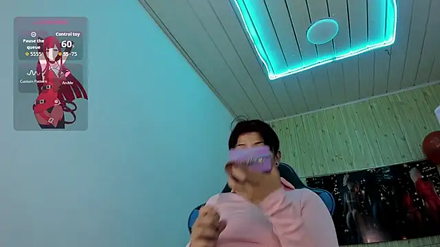 Raven Rouge  online show from November 2025 01:09:02 PM