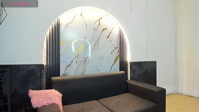 Stephy  online show from November 2025 07:59:02 PM