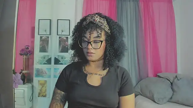 Snapshot of Darkflama1 chatting on October 2025 06:28:02 PM Darkflama1 online show from October 2025 06:28:02 PM