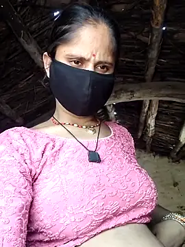 Hot-ilaiy online show from September 2025 04:35:01 AM