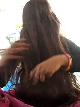 Hot-ilaiy online show from November 2025 04:12:02 AM