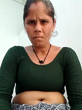 Hot-ilaiy online show from December 2025 07:50:02 AM