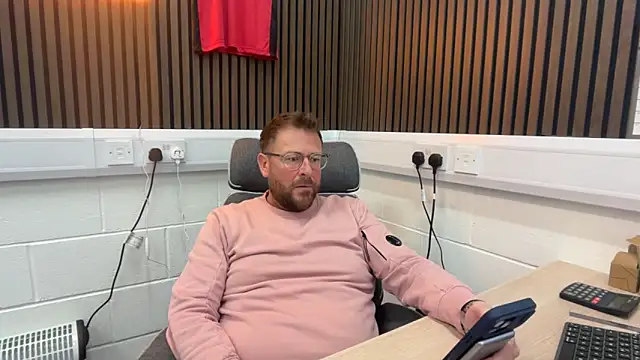 Snapshot of bilf1978 chatting on March 2026 07:49:02 AM bilf1978 online show from March 2026 07:49:02 AM