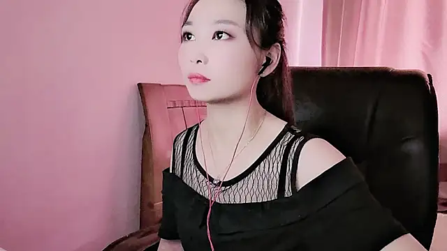 Snapshot of October17 chatting on September 2025 02:44:02 AM October17 online show from September 2025 02:44:02 AM