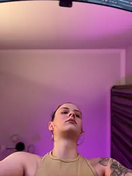 Snapshot of bigJuicyPussy chatting on February 2026 01:53:02 PM bigJuicyPussy online show from February 2026 01:53:02 PM