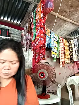 Snapshot of Mari_fvcks chatting on September 2025 02:37:02 AM Mari fvcks online show from September 2025 02:37:02 AM