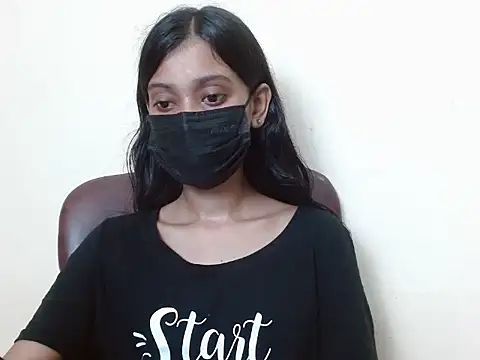 Snapshot of smallcuute chatting on September 2025 07:13:02 PM smallcuute online show from September 2025 07:13:02 PM