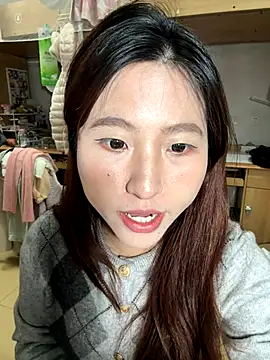 ououlovelove online show from November 2025 08:25:02 AM