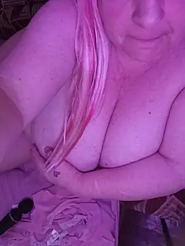 AnnStefanixh online show from May 2026 08:53:02 AM