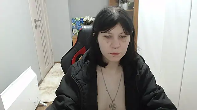 TinaQuiin online show from December 2025 08:43:01 AM