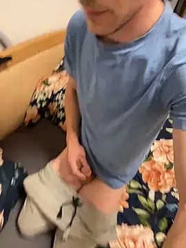 Skinny0150 online show from April 2026 06:05:02 PM