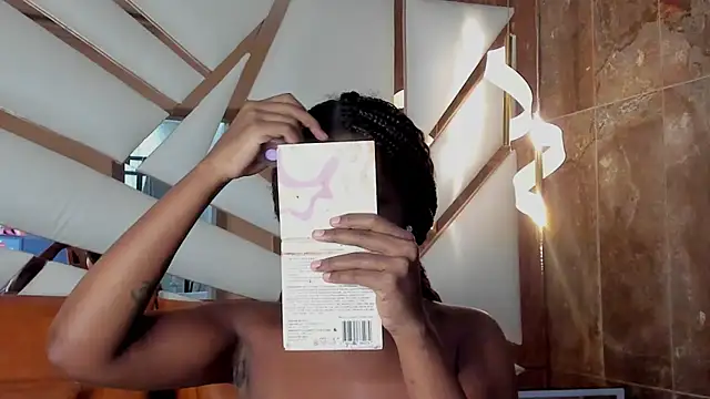 AbbieCyruz online show from November 2025 08:37:01 AM