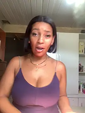 Snapshot of Crisschiavo chatting on December 2025 11:48:02 AM Crisschiavo online show from December 2025 11:48:02 AM