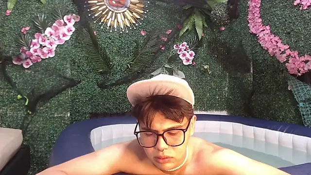 Snapshot of Felipe_Cold chatting on October 2025 02:35:01 AM Felipe Cold online show from October 2025 02:35:01 AM