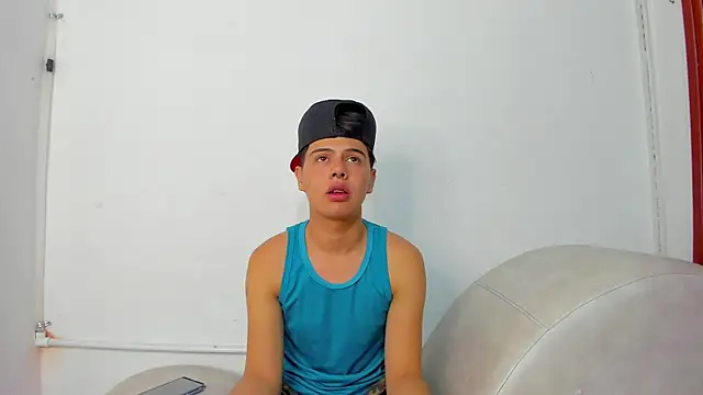 Snapshot of Felipe_Cold chatting on November 2025 02:36:01 AM Felipe Cold online show from November 2025 02:36:01 AM