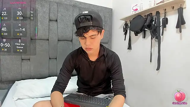 Felipe Cold online show from March 2026 02:38:02 AM