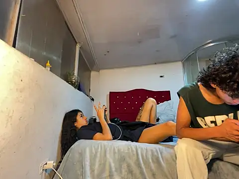 Snapshot of keith_russo chatting on March 2026 12:17:02 AM keith russo online show from March 2026 12:17:02 AM