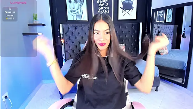 Snapshot of kitty_collins_ chatting on October 2025 10:46:02 AM kitty collins online show from October 2025 10:46:02 AM