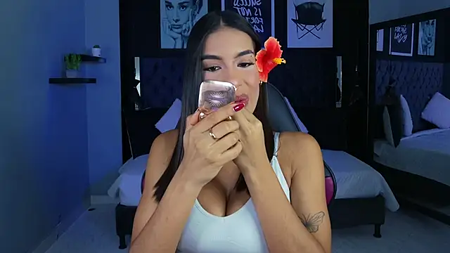 kitty collins  online show from March 2026 12:09:01 PM